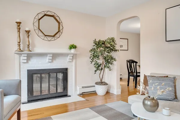 $5,500 | 24 Ledgelawn Avenue, Lexington, MA 02420