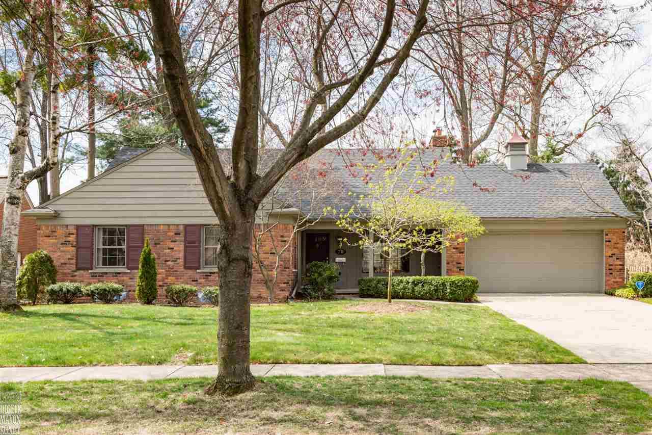 79 Hawthorne Road Grosse Pointe Shores, MI 48236 - Photo 1 of 27