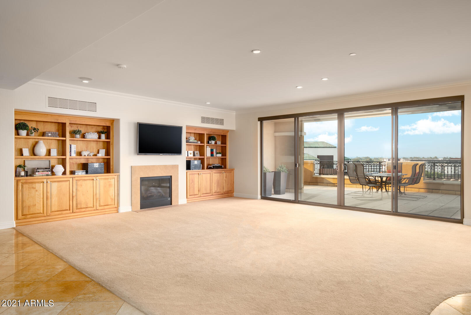 7181 East Camelback Road, Unit 804 Scottsdale, AZ 85251 - Photo 30 of 69 Large great room