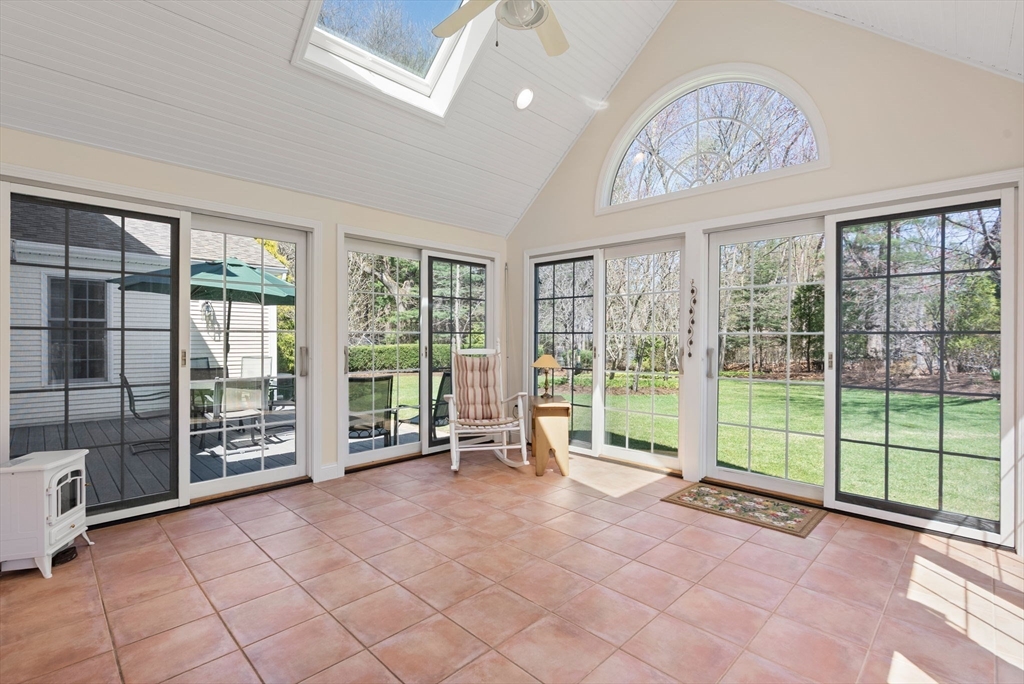 70 Salem Road Longmeadow, MA 01106 - Photo 11 of 41