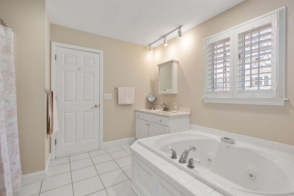 70 Salem Road Longmeadow, MA 01106 - Photo 27 of 41