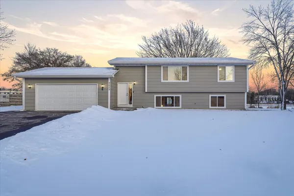 $338,000 | 2422 136th Lane Northwest, Andover, MN 55304