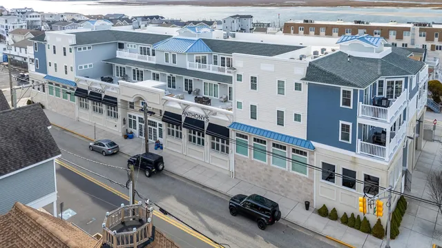 $1,149,000 | 8600 Landis Avenue, Unit 302, Sea Isle City, NJ 08243