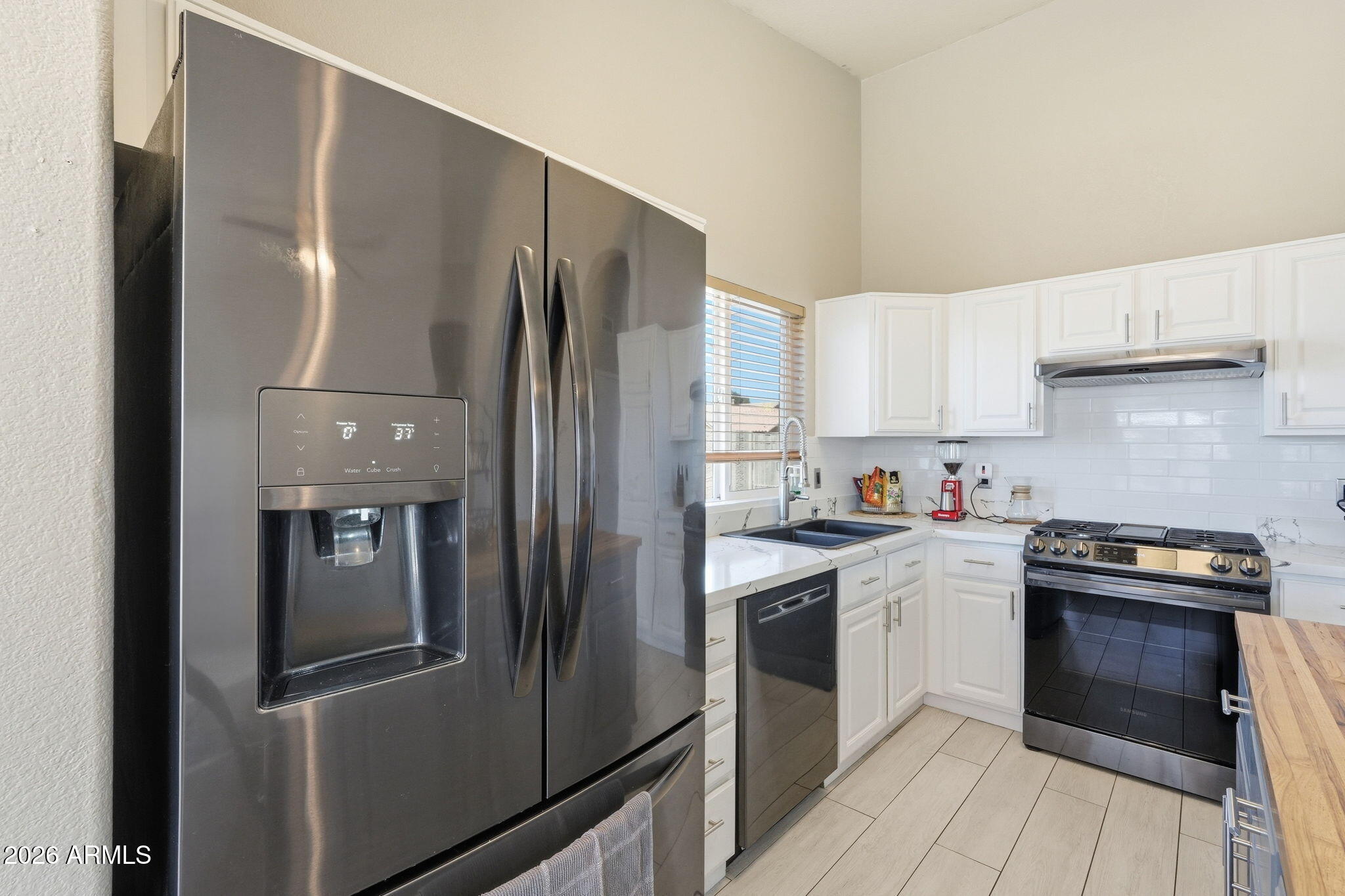 7733 East Decatur Circle Mesa, AZ 85207 - Photo 12 of 48 014_ListerPros