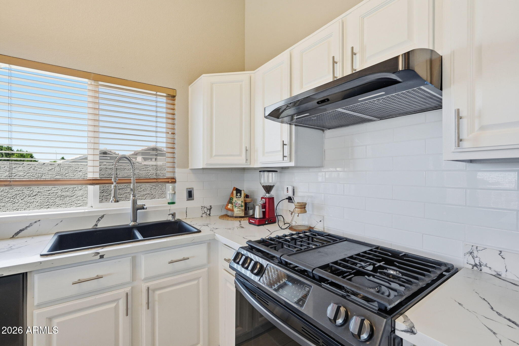 7733 East Decatur Circle Mesa, AZ 85207 - Photo 10 of 48 012_ListerPros