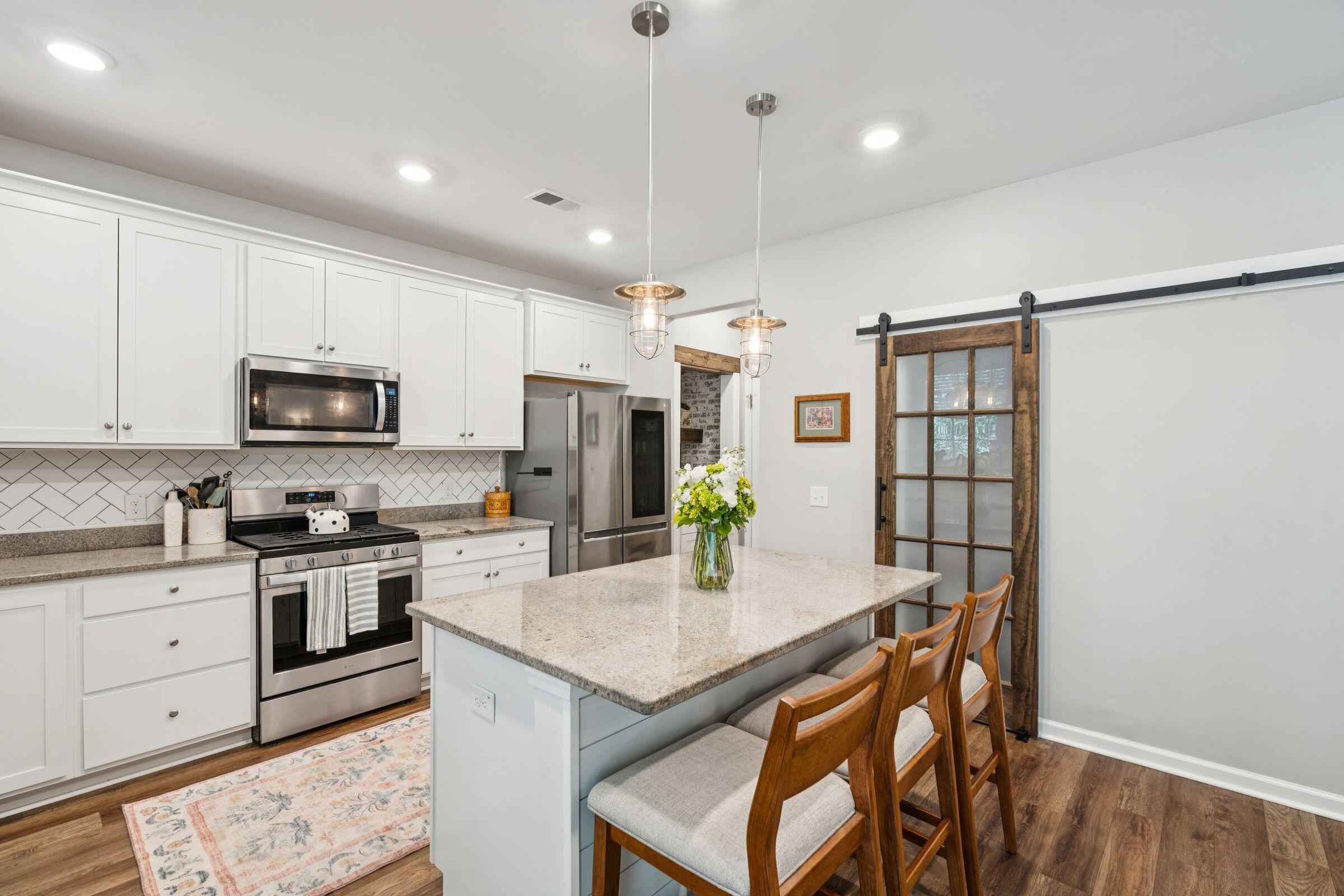 125 Caleb Court Ladson, SC 29456 - Photo 17 of 53 19_125CalebCt-KeenEyeMarketing-041