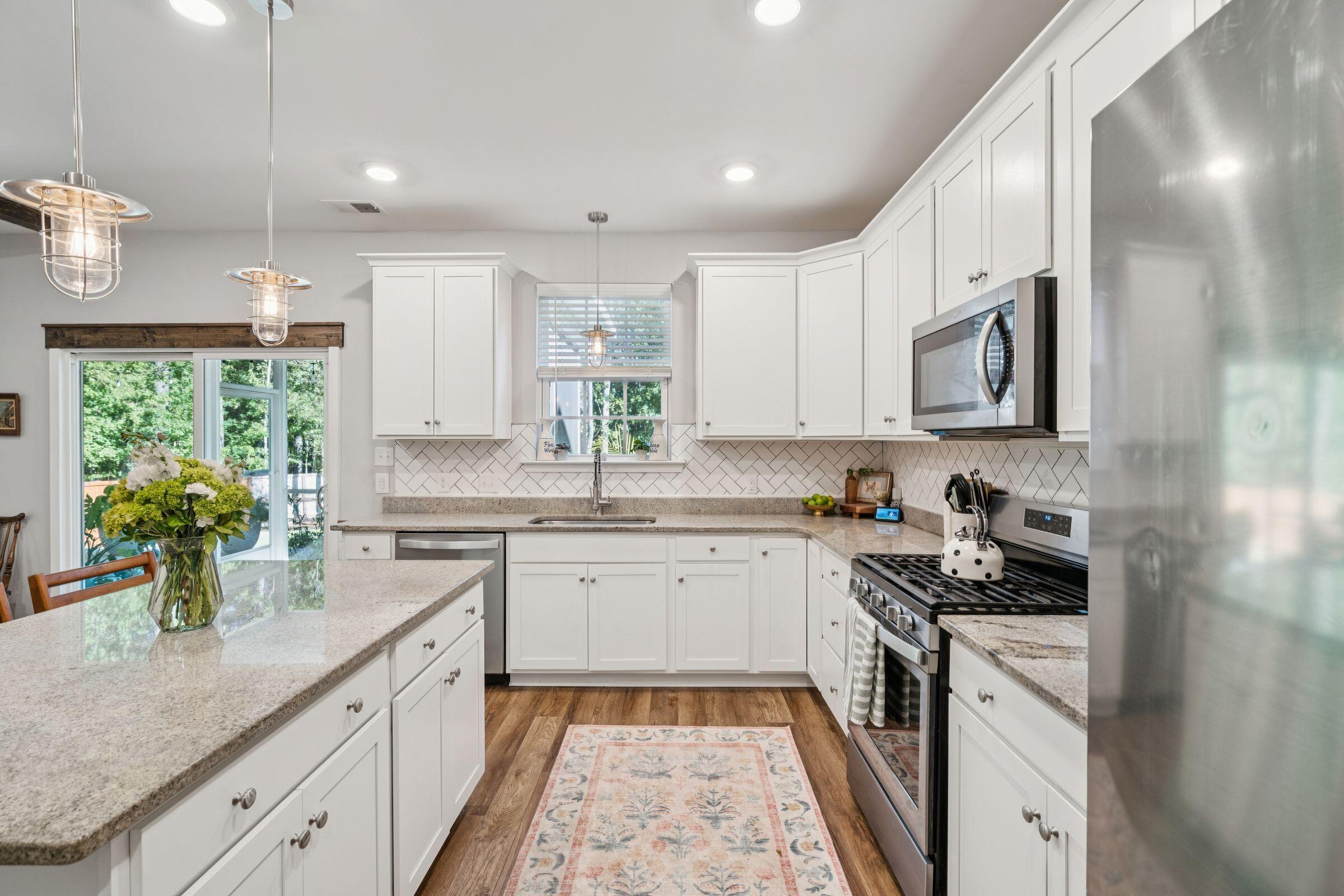 125 Caleb Court Ladson, SC 29456 - Photo 19 of 53 25_125CalebCt-KeenEyeMarketing-053