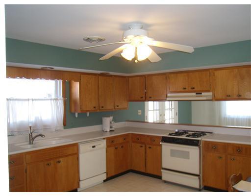 2653 Carousel Drive Springfield, OH 45503 - Photo 12 of 18