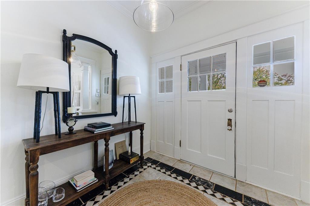 654 Cresthill Avenue Northeast Atlanta, GA 30306 - Photo 6 of 53 a view of hall way with mirror