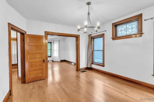 $1,600 | 260 Baynes Street, Buffalo, NY 14213