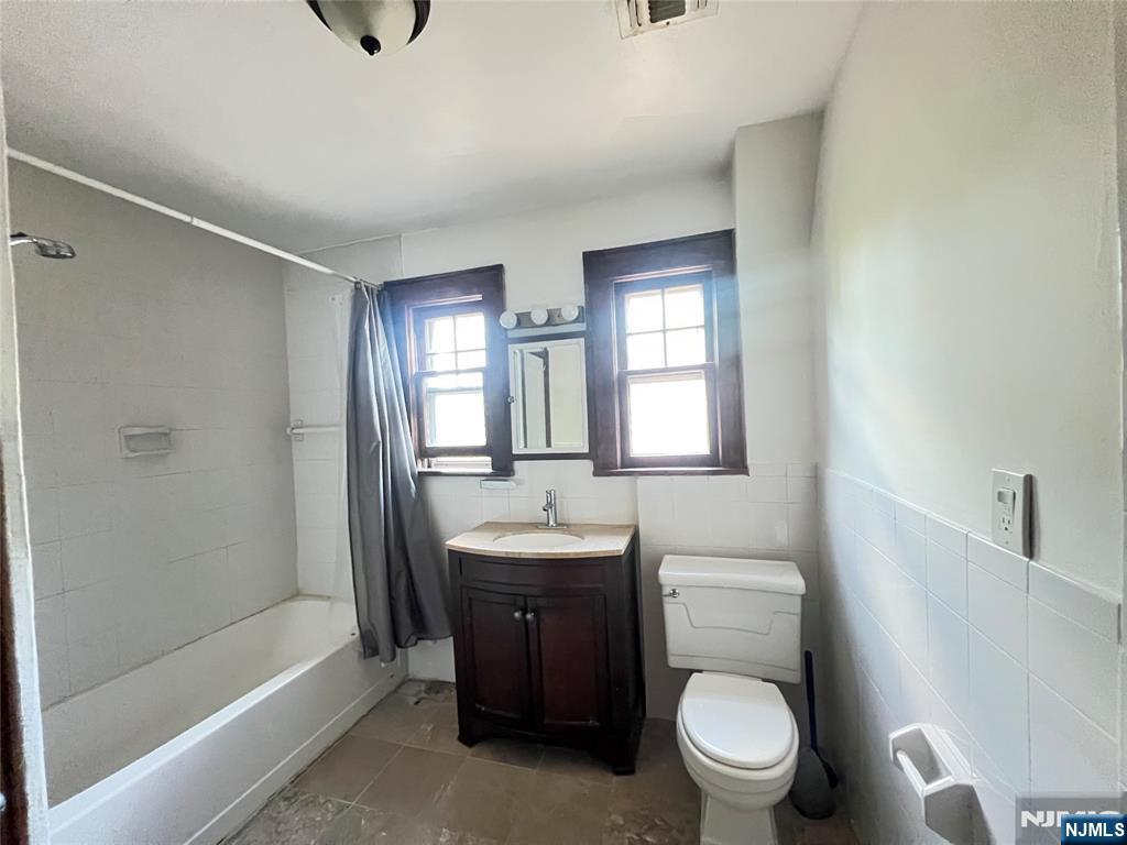 325 Bogert Avenue Ridgewood, NJ 07450 - Photo 22 of 25