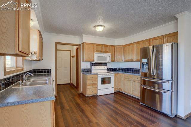 2850 South Meridian Road Colorado Springs, CO 80929 - Photo 13 of 42