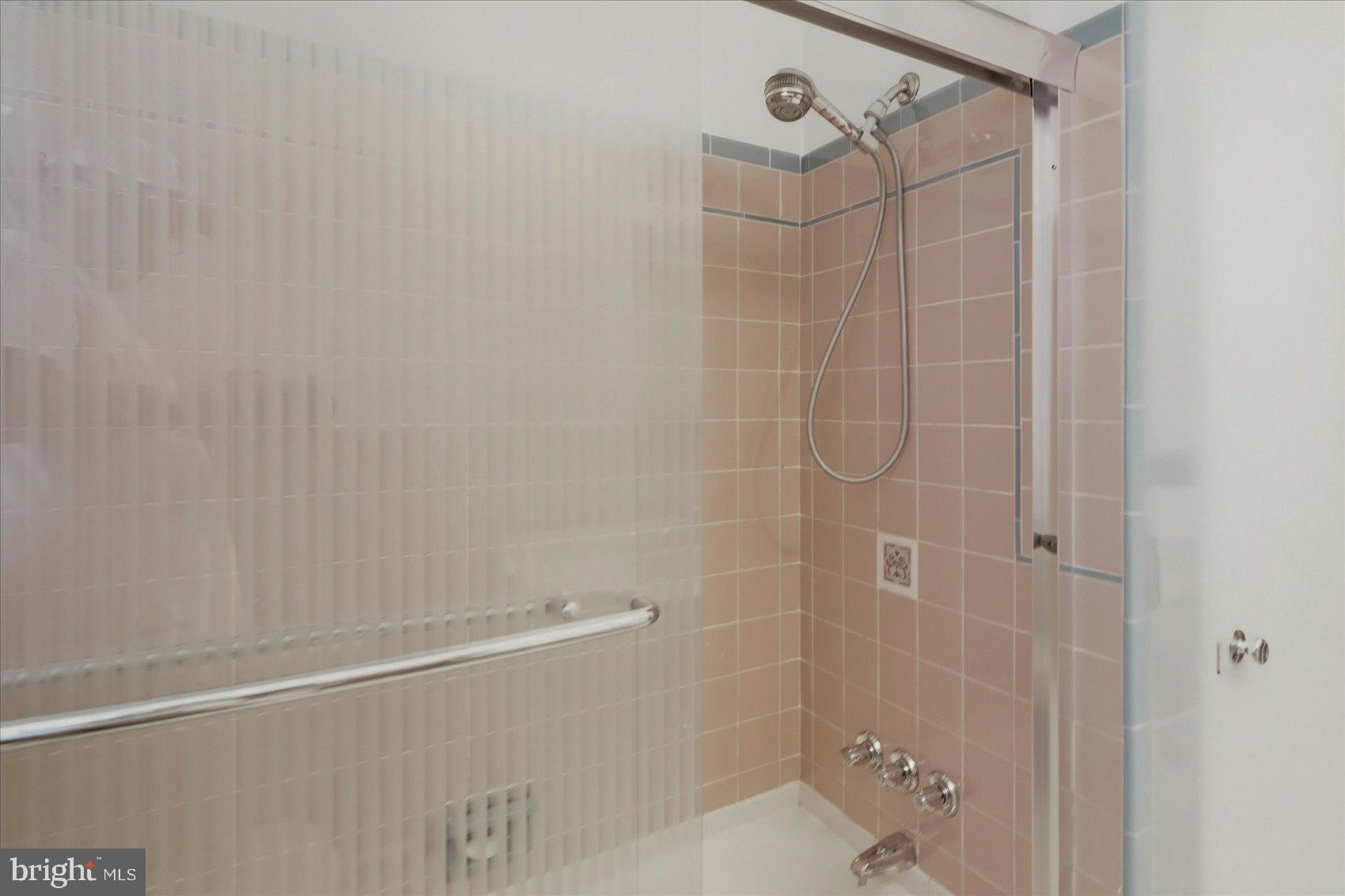2703 Steele Road Baltimore, MD 21209 - Photo 13 of 34
