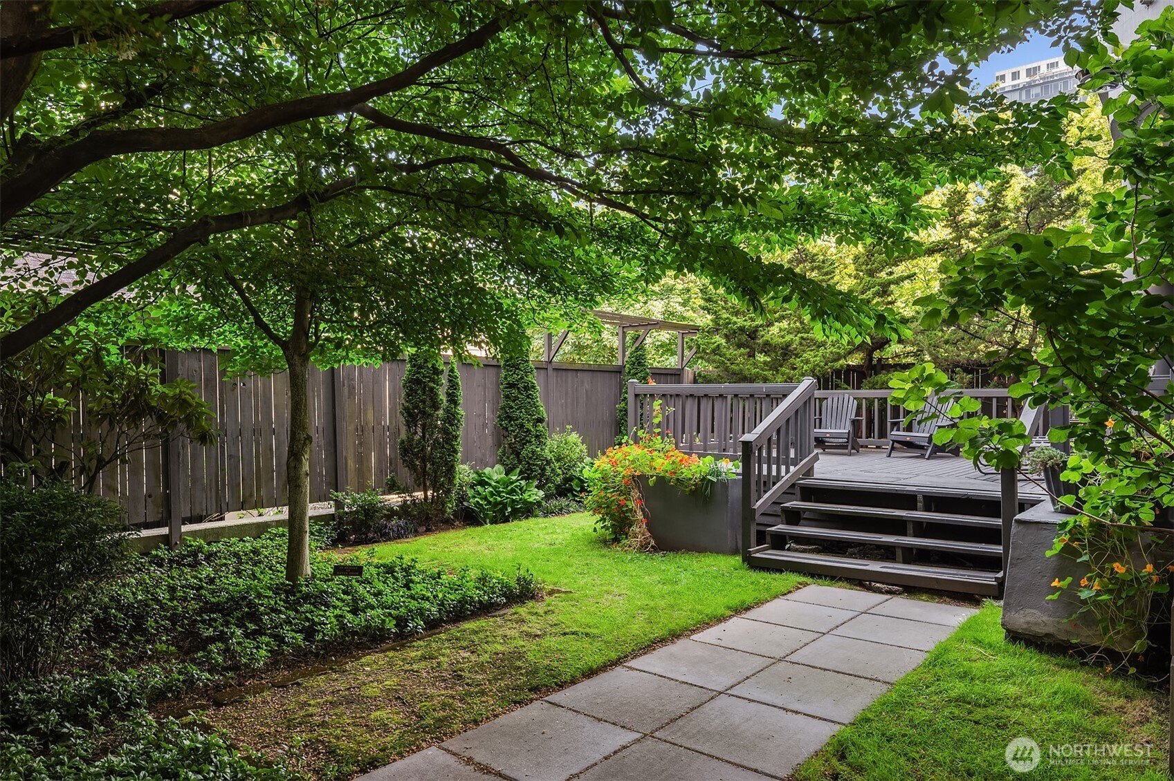 1120 Spring Street, Unit 504 Seattle, WA 98104 - Photo 24 of 30