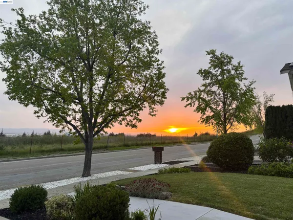 $3,000,000 | 466 Crystalline Drive, Fremont, CA 94539