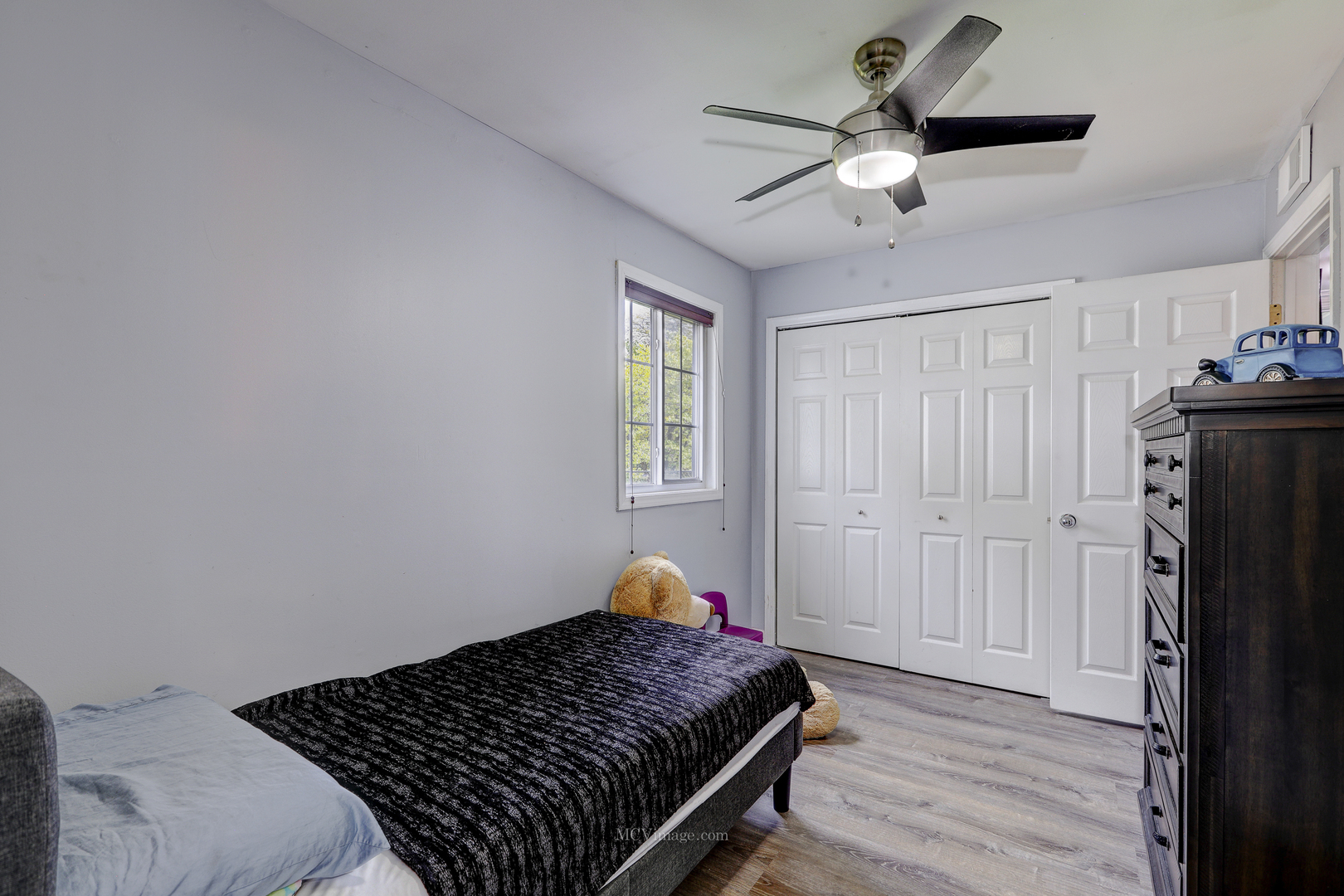 3 Manor Road Lake Zurich, IL 60047 - Photo 18 of 35 a bedroom with a bed and a window