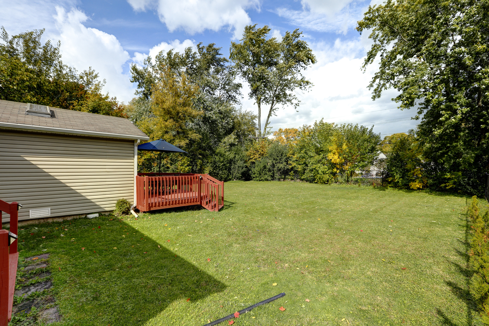 3 Manor Road Lake Zurich, IL 60047 - Photo 29 of 35 a view of a house with a yard