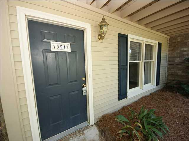 1391 Camp Road, Unit A Charleston, SC 29412 - Photo 2 of 19 Entrance