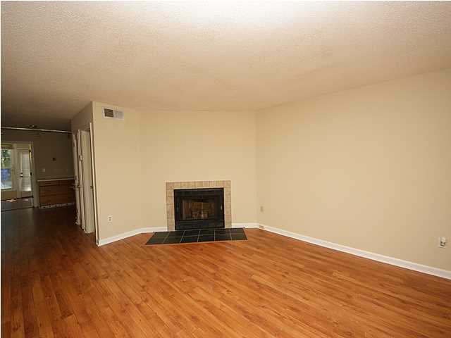 1391 Camp Road, Unit A Charleston, SC 29412 - Photo 3 of 19 Large Living Room