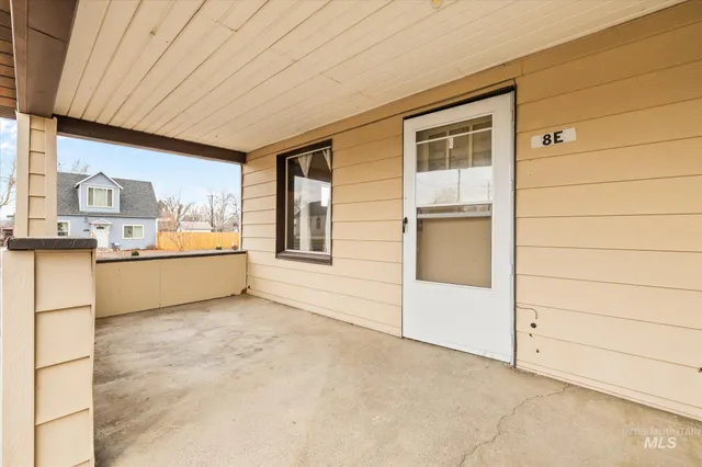 $310,000 | 8 East Arthur Avenue, Glenns Ferry, ID 83623