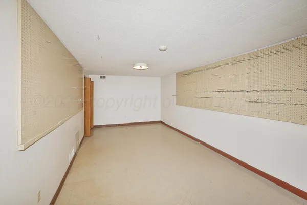 $330,000 | 1201 Purnell Avenue, Stratford, TX 79084