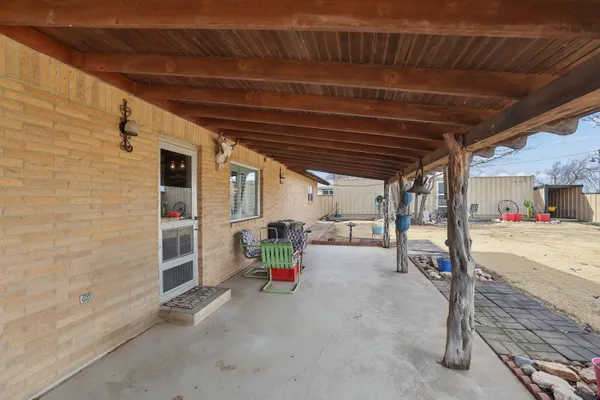 $330,000 | 1201 Purnell Avenue, Stratford, TX 79084