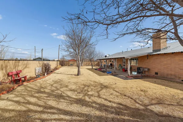 $330,000 | 1201 Purnell Avenue, Stratford, TX 79084
