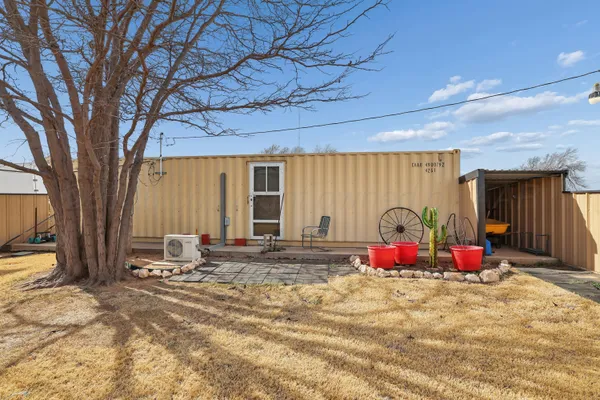 $330,000 | 1201 Purnell Avenue, Stratford, TX 79084