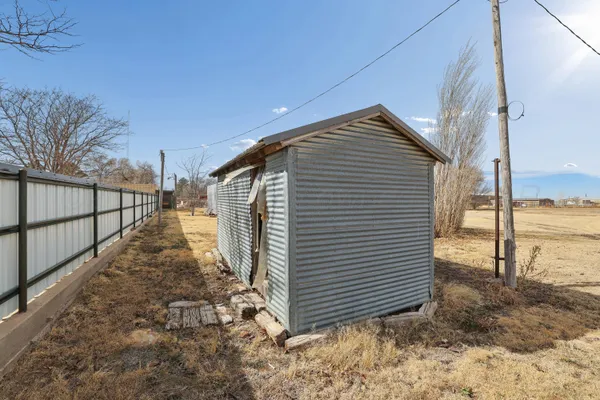 $330,000 | 1201 Purnell Avenue, Stratford, TX 79084