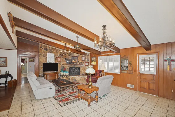 $330,000 | 1201 Purnell Avenue, Stratford, TX 79084