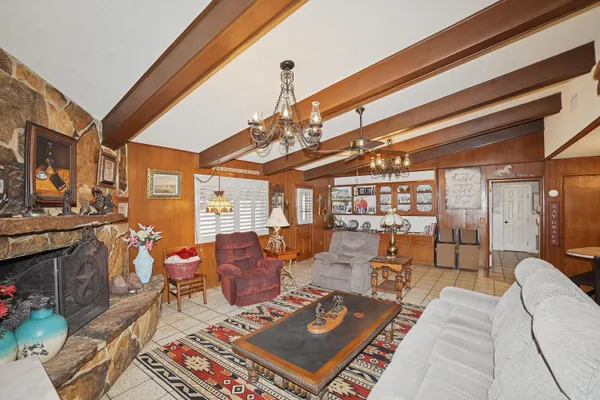 $330,000 | 1201 Purnell Avenue, Stratford, TX 79084