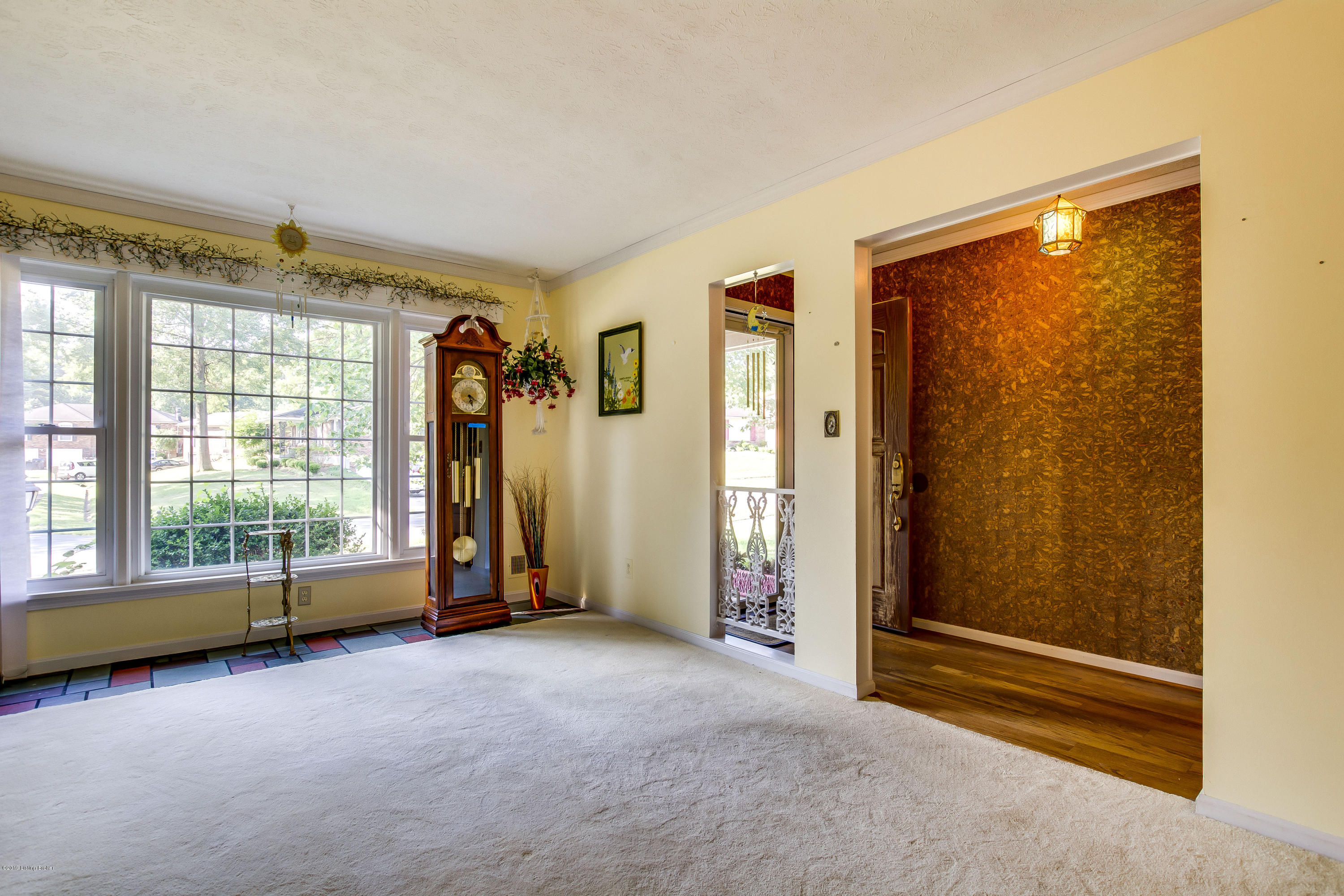 7406 Grannel Road Louisville, KY 40214 - Photo 5 of 39 7406_GrannelRoad_40214_201