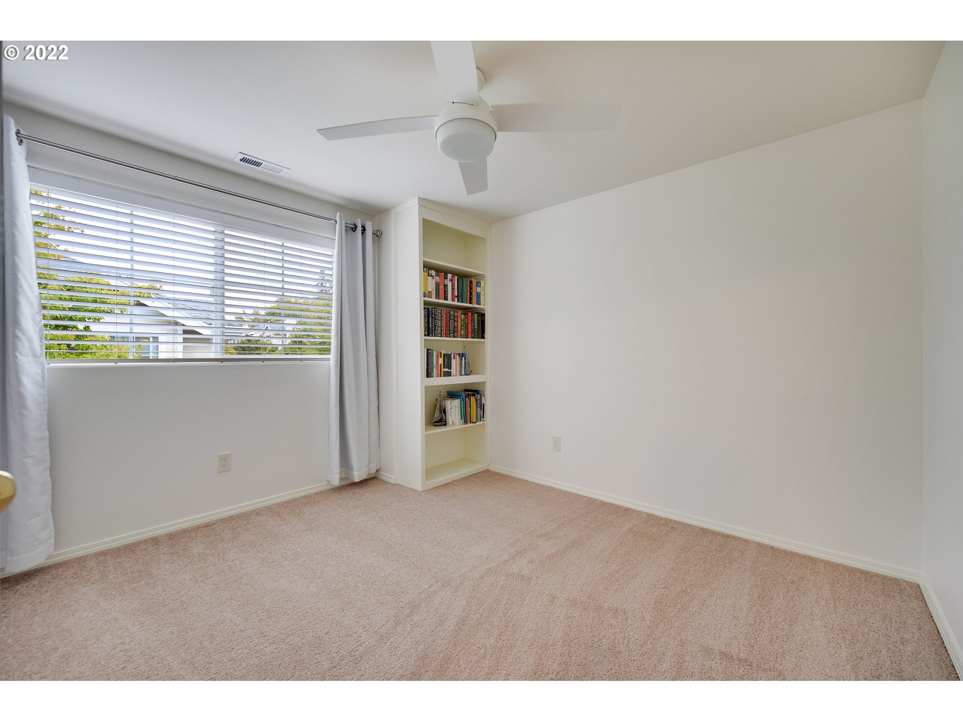 14377 Southwest Barrows Road Beaverton, OR 97007 - Photo 15 of 18 Gallery Image 15