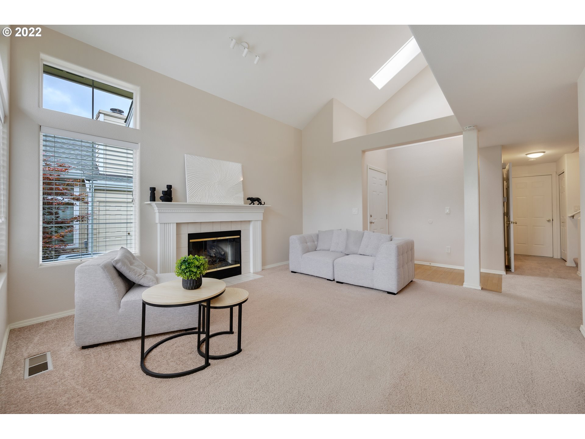 14377 Southwest Barrows Road Beaverton, OR 97007 - Photo 5 of 18 Gallery Image 5
