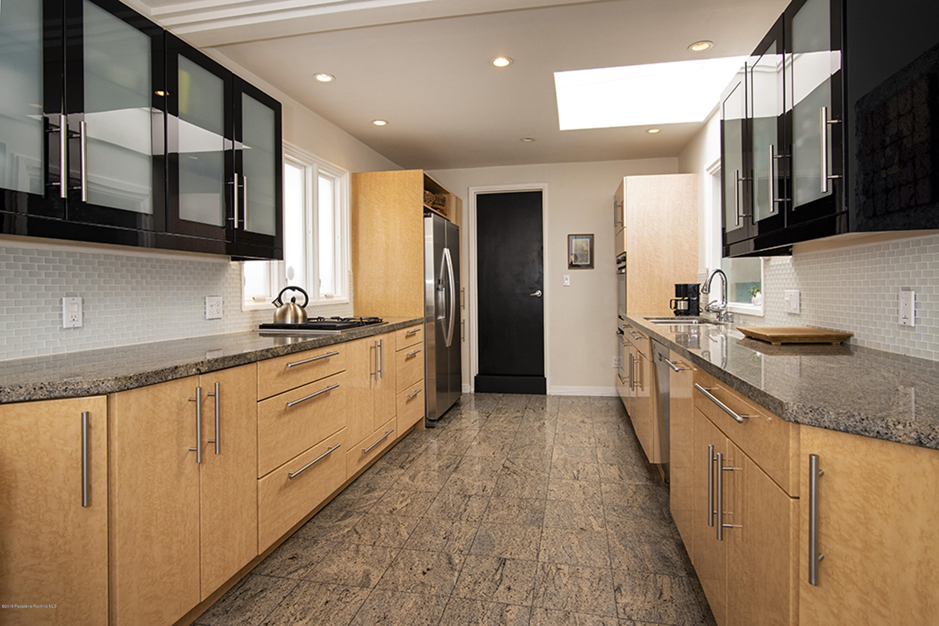 903 Arden Road Pasadena, CA 91106 - Photo 23 of 64 CJC_2782A