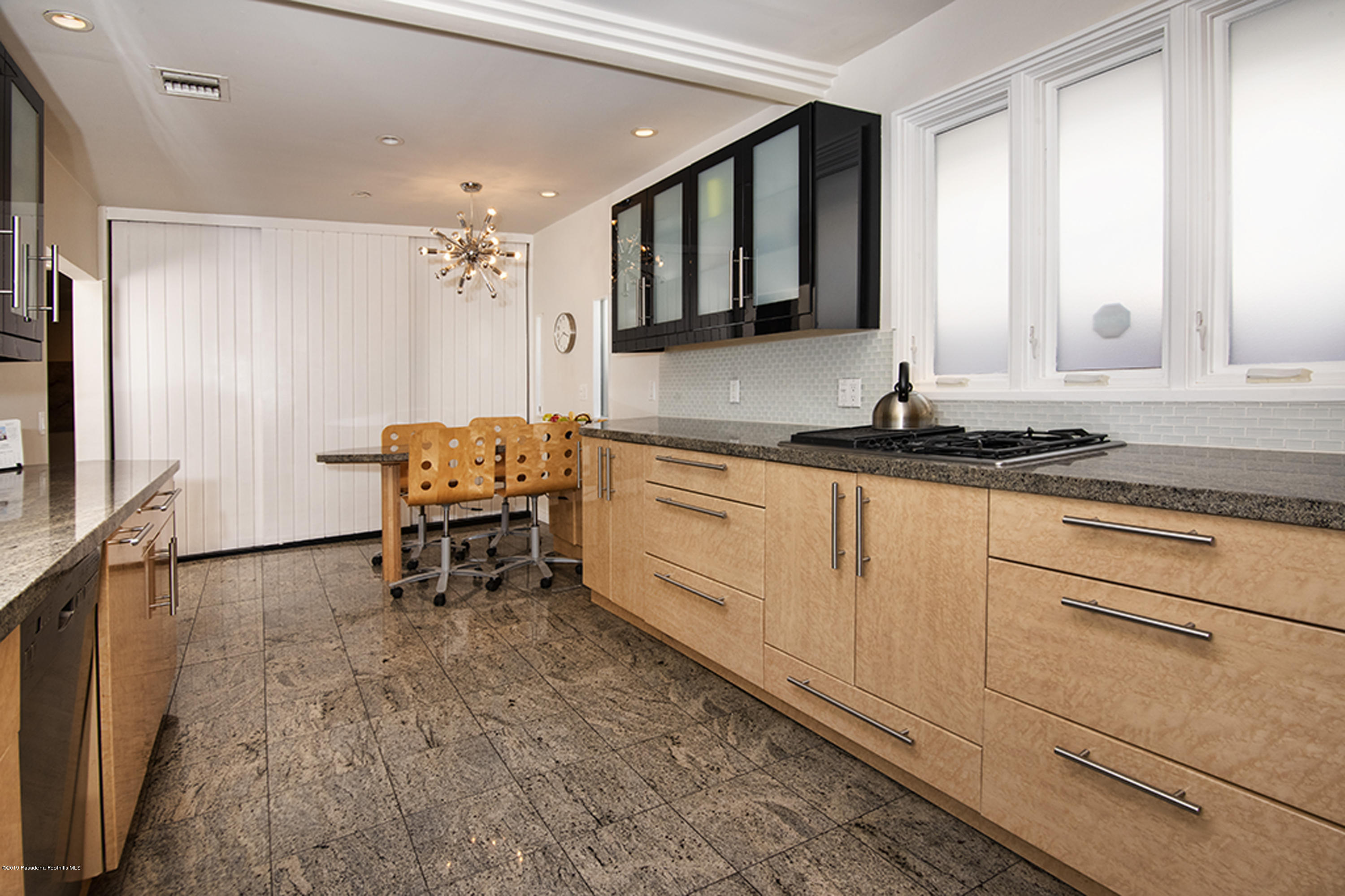 903 Arden Road Pasadena, CA 91106 - Photo 25 of 64 CJC_2794A