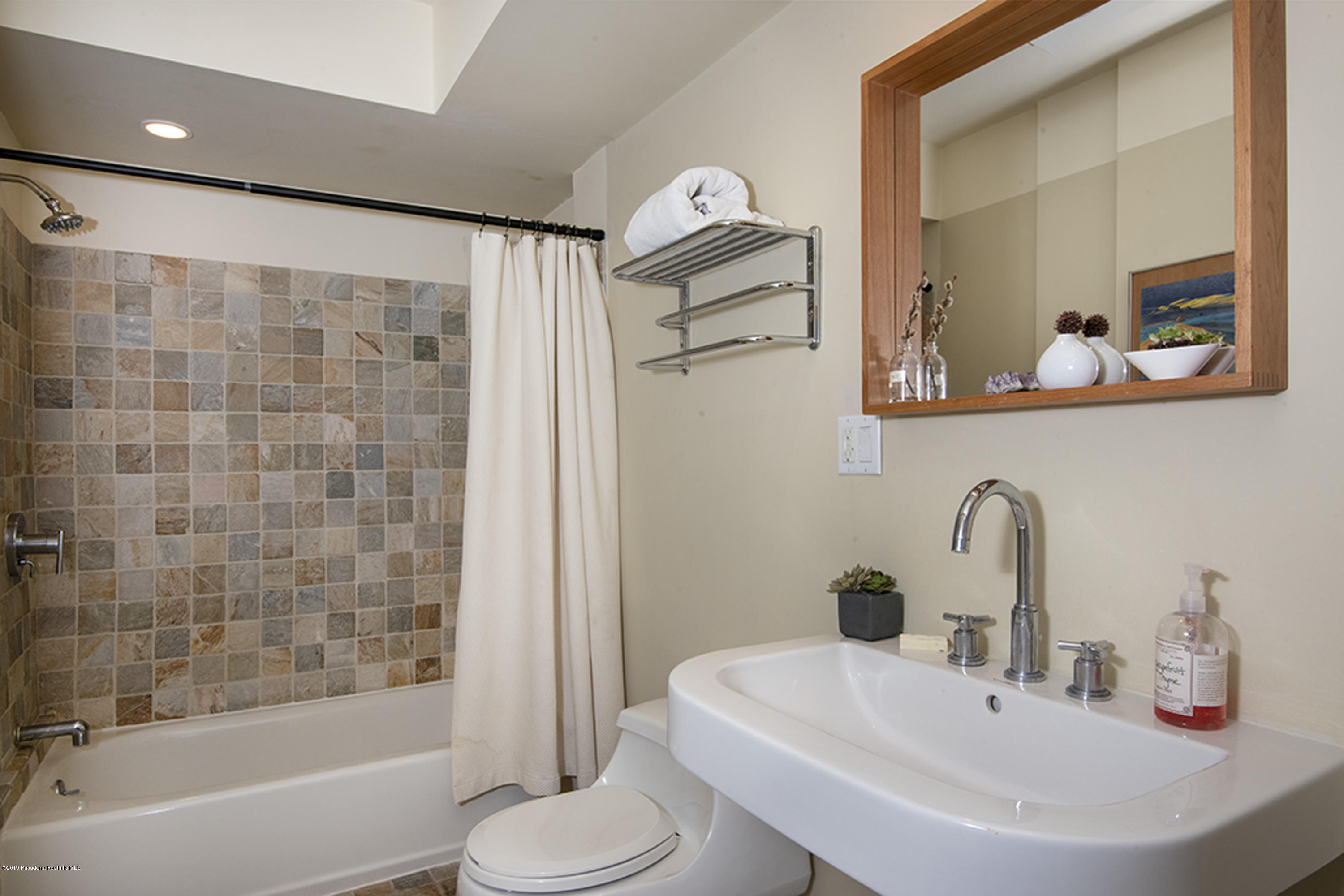 903 Arden Road Pasadena, CA 91106 - Photo 52 of 64 CJC_2799A