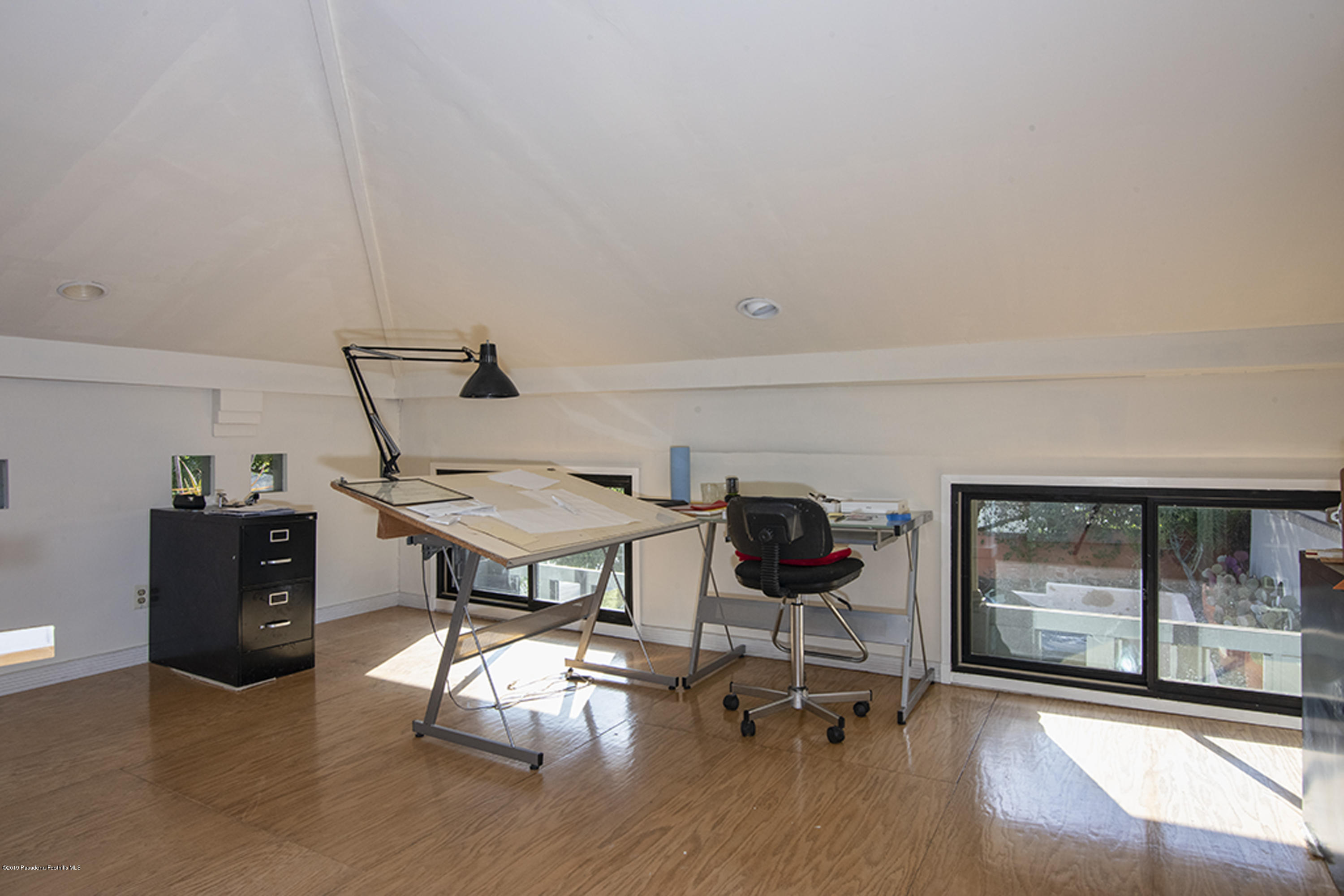 903 Arden Road Pasadena, CA 91106 - Photo 54 of 64 CJC_2812A