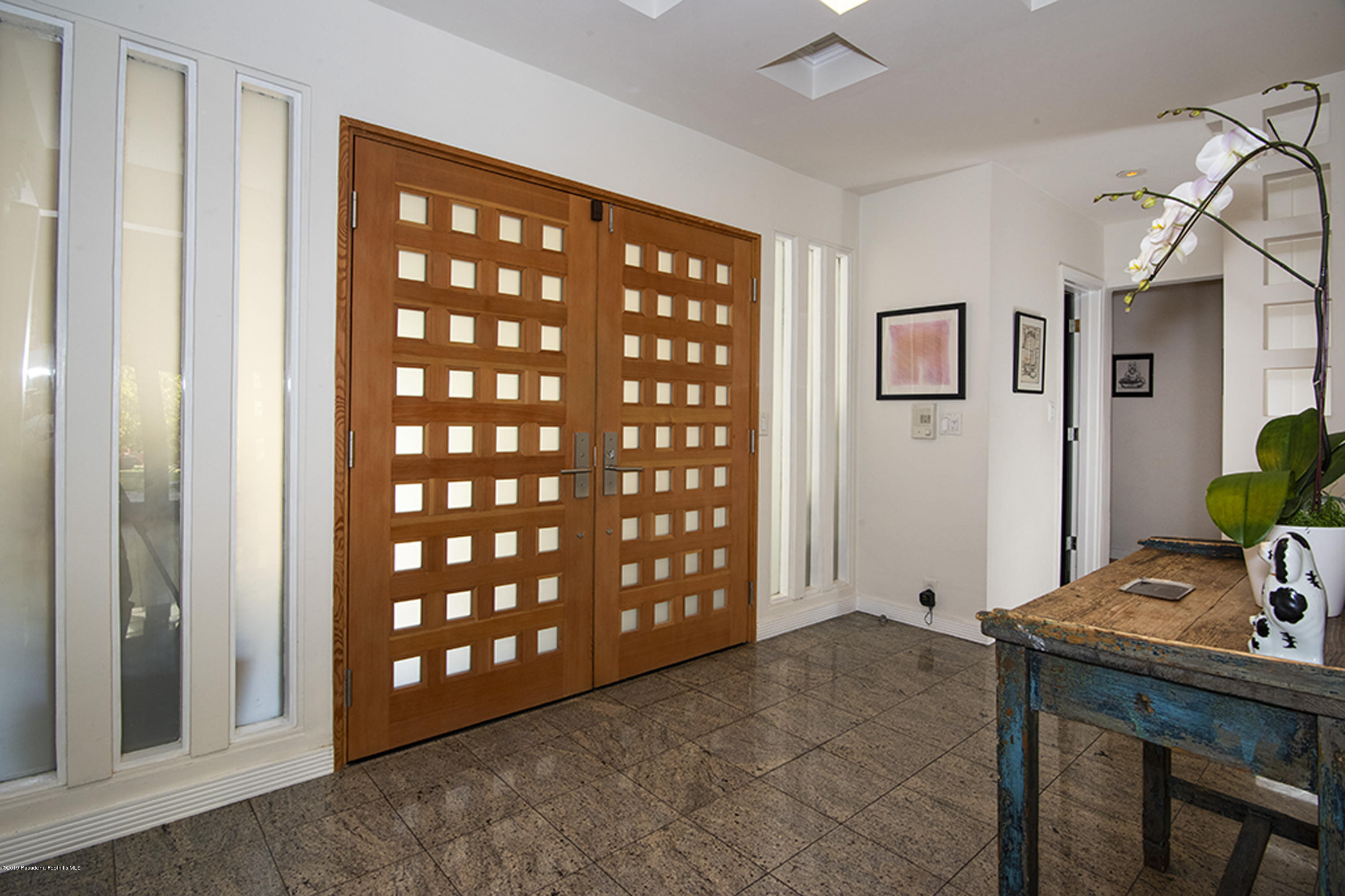 903 Arden Road Pasadena, CA 91106 - Photo 10 of 64 CJC_2767A