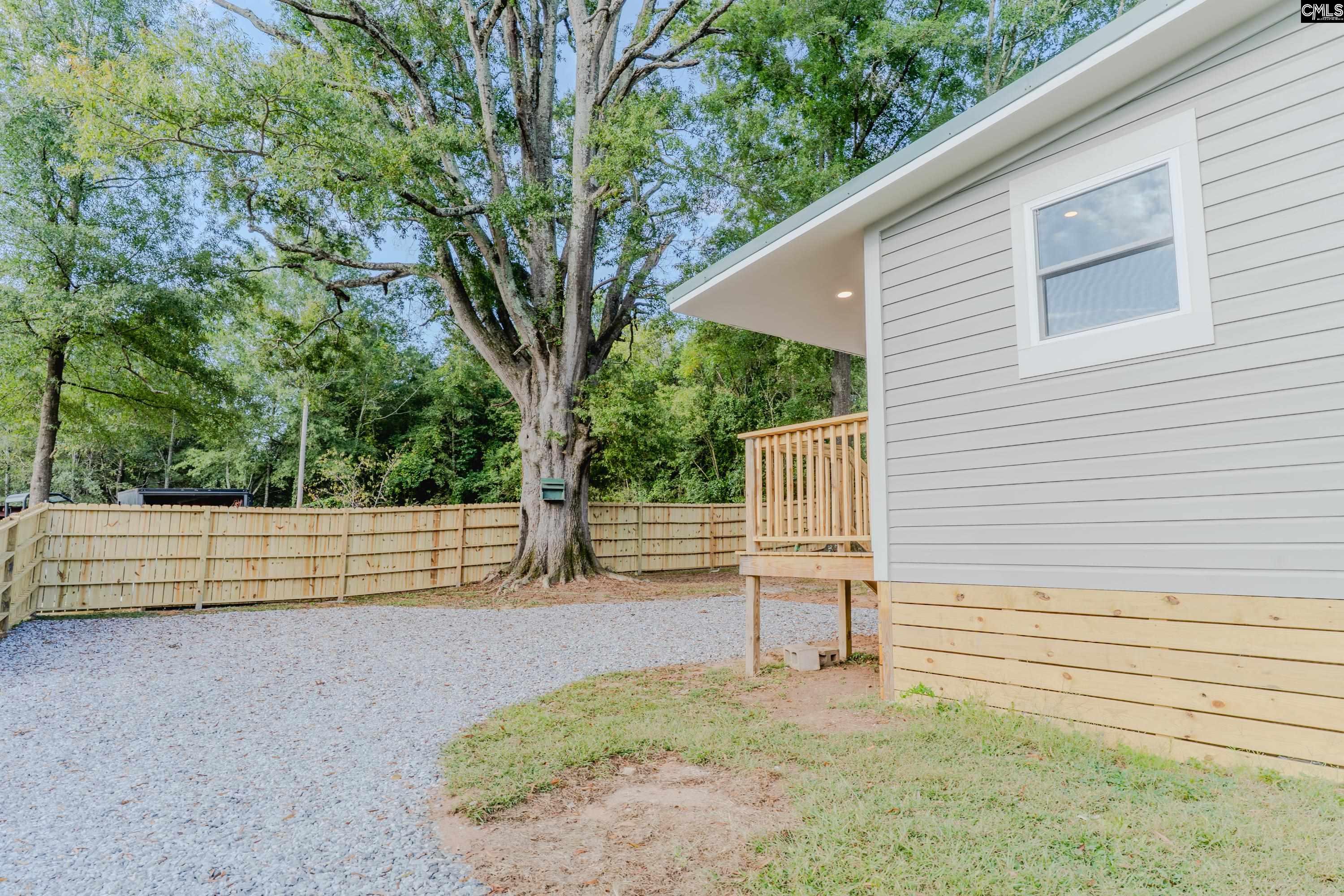 2107 Charles Street Newberry, SC 29108 - Photo 3 of 25