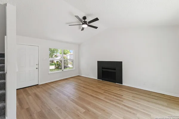 $1,295 | 4163 Sunrise Glade Drive, San Antonio, TX 78244