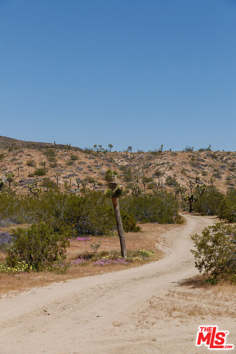 55626 Pipes Canyon Road Yucca Valley, CA 92284 - Photo 25 of 61 a view of ocean view with beach