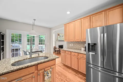 $600,000 | 3733 Crooked Brook Trail, Apex, NC 27539