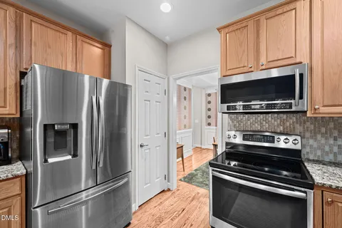 $600,000 | 3733 Crooked Brook Trail, Apex, NC 27539