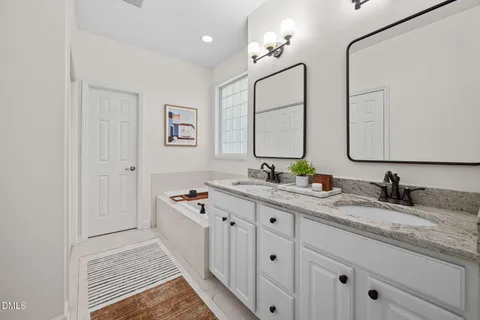 $600,000 | 3733 Crooked Brook Trail, Apex, NC 27539