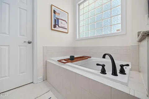 $600,000 | 3733 Crooked Brook Trail, Apex, NC 27539