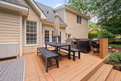 $600,000 | 3733 Crooked Brook Trail, Apex, NC 27539