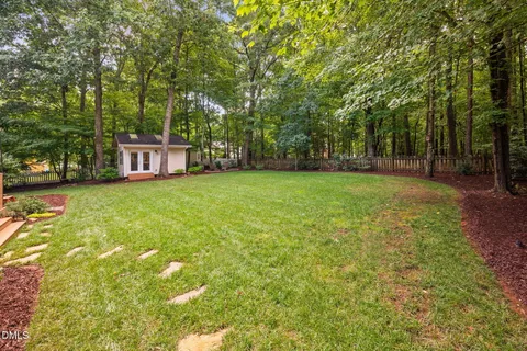$600,000 | 3733 Crooked Brook Trail, Apex, NC 27539