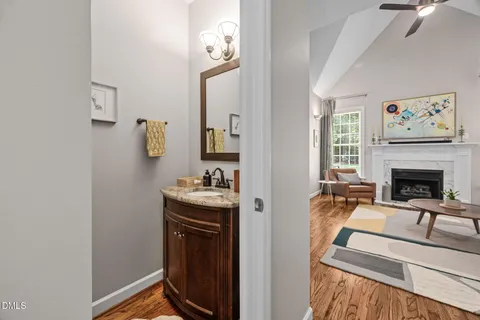 $600,000 | 3733 Crooked Brook Trail, Apex, NC 27539