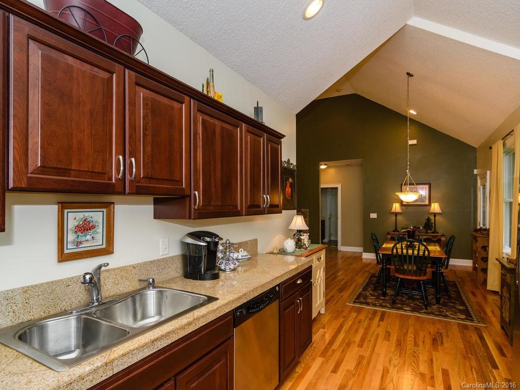 201 Whitaker Road Fairview, NC 28730 - Photo 14 of 24 Gallery Image 14